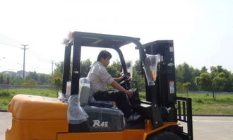 出租叉車及裝卸服務 高效安全的物流解決方案